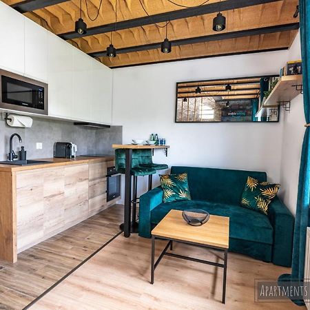 Apartamenty Yeti & Wilka W Centrum Chorzowa: Wilk Екстериор снимка