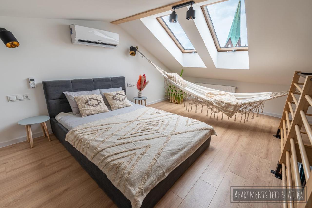 Apartamenty Yeti & Wilka W Centrum Chorzowa: Wilk Екстериор снимка