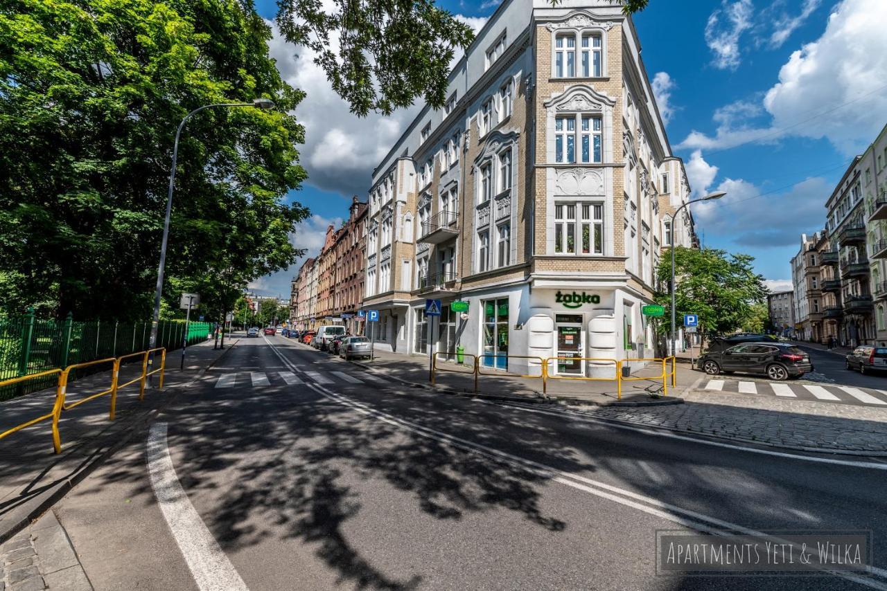 Apartamenty Yeti & Wilka W Centrum Chorzowa: Wilk Екстериор снимка